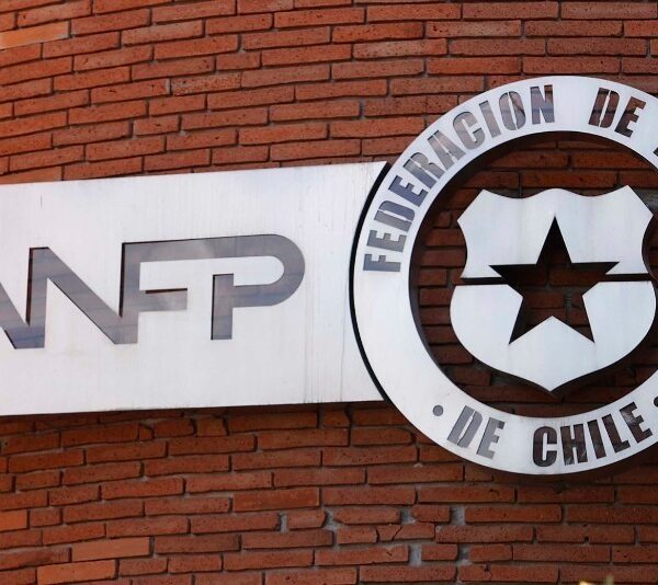 Fútbol chileno: rechazan artículo que impedía que representantes fueran propietarios de clubes