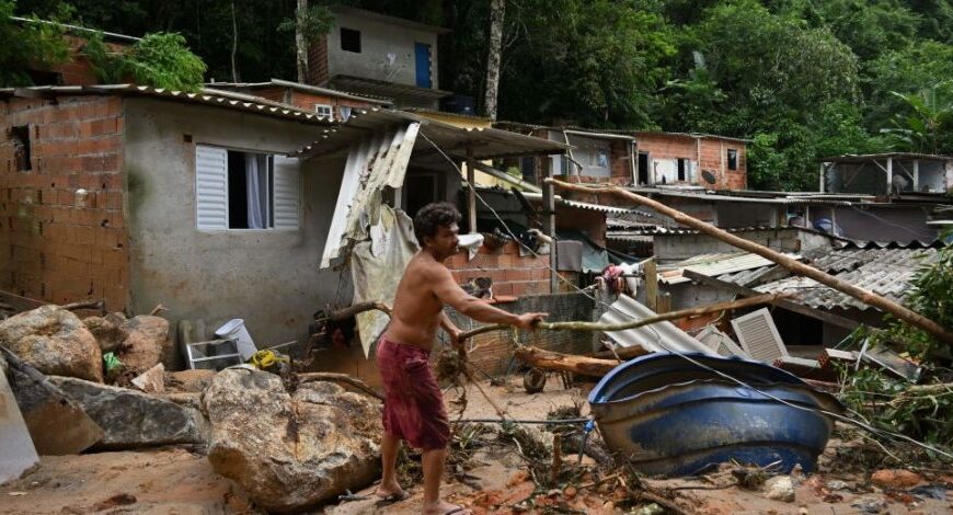 Brasil: 48 muertos y más de 40 desaparecidos por temporal